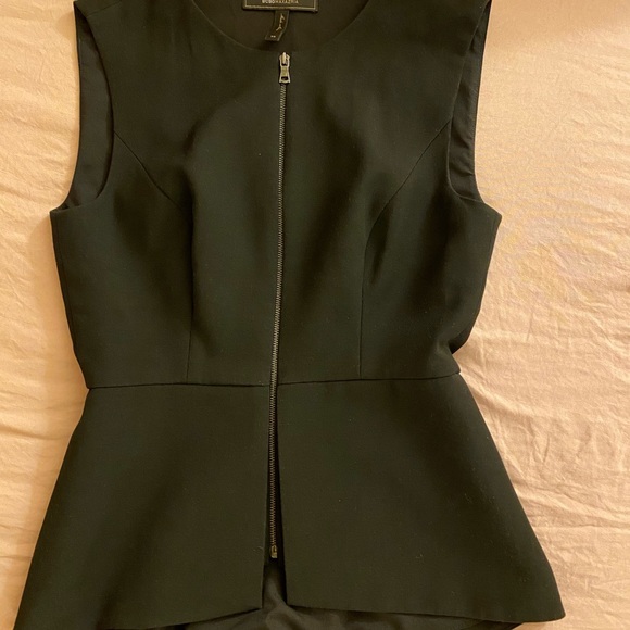 BcbgMaxazaria peplum top❤️ - Picture 3 of 5